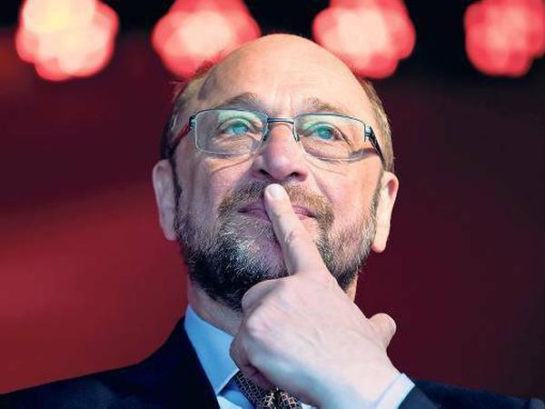 Martin Schulz bekommt für seine Thesen nicht mehr nur Beifall.Foto: Kay Nietfeld/ dpa