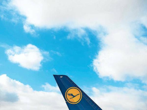  Die Lufthansa ist das größte Luftverkehrsunternehmen Europas.