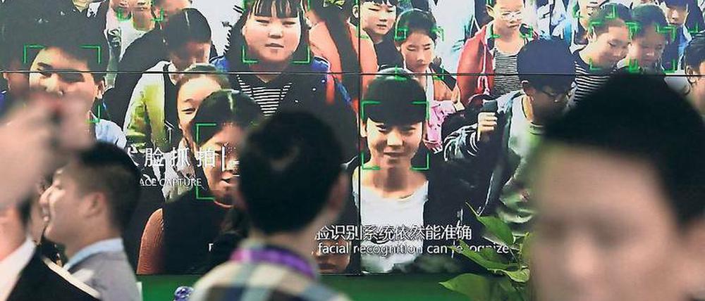 China will bis 2020 ein Sozialkredit-System einführen, um Bürger zu erziehen. 