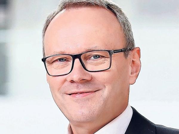 Stephan Wöllenstein ist seit Januar 2019 Vorstandsvorsitzender der Volkswagen Group China. Der 56-Jährige ist zugleich Leiter der deutschen Außenhandelskammer in Nordchina.