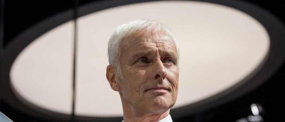 Ein Licht aufgegangen? VW-Vorstandschef Matthias Müller setzt jetzt auf eine neue E-Auto-Offensive. 