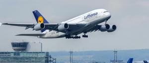 Start einer Lufthansa-Maschine in Frankfurt