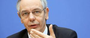 Attacke gegen Weselsky: Michael Vassiliadis, Chef der IG BCE, wirft der GDL vor, einen kleinen Horizont zu haben und dazu die Arbeitnehmerschaft zu spalten. 