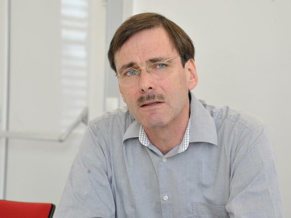 Prof. Dr. Daniel Zimmer 