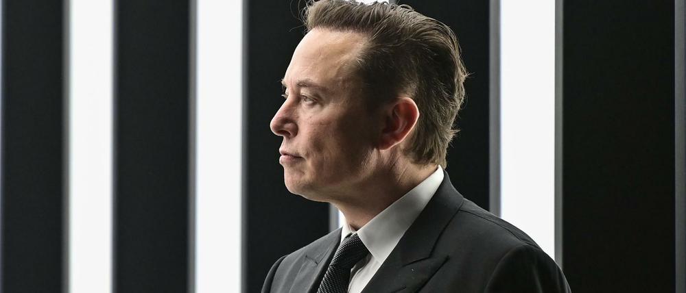 Elon Musk ist wegen eines Tweets unter Druck geraten.