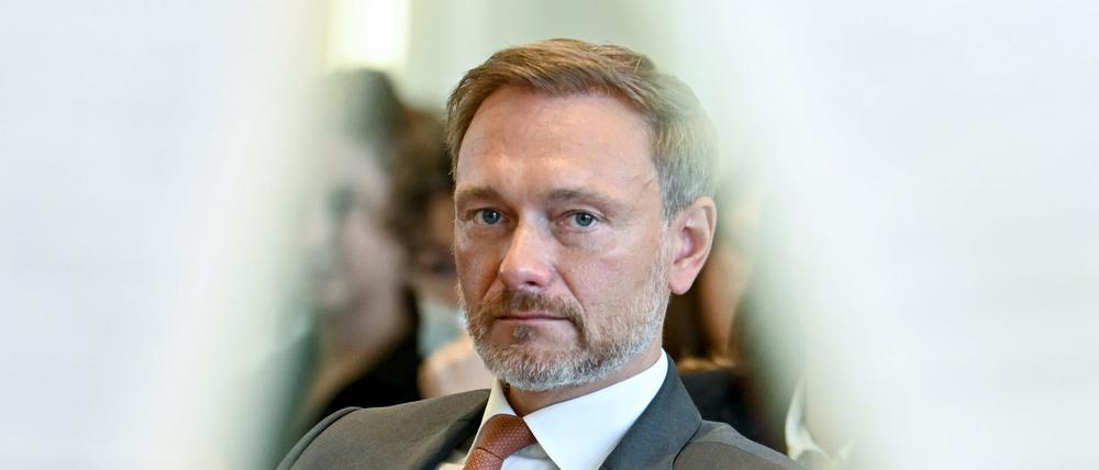 Bundesfinanzminister Christian Lindner (FDP) ist gerade Lieblingsfeindbild vieler Linken und Grünen. 