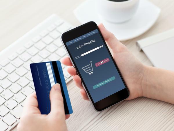 Kreditkartennummer, Ablaufdatum und Sicherheitscode reichen bald nicht mehr auf, um online bezahlen zu können. 