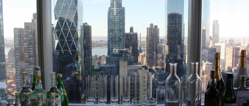Blick aus dem Fenster eines New Yorkers Luxus-Turm. 
