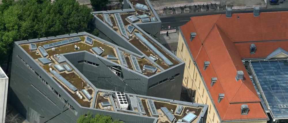 Eingeschlagen wie ein Blitz: Das Jüdisches Museum an der Lindenstraße in Berlin geht auf einen Entwurf von Daniel Libeskind zurück. 