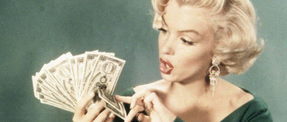 Man muss keinen reichen Ehepartner suchen – wie hier Marilyn Monroe in "How to marry a millionaire", um an Geld zu gelangen. 