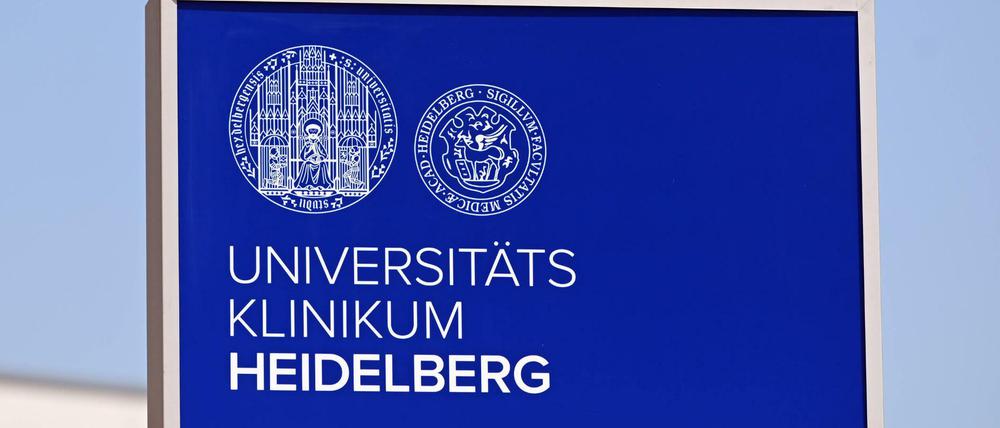 Am Dienstag gab der Aufsichtsrat des Universitätsklinikums Heidelberg Änderungen in Vorstand und Direktion des renommierten Krankenhauses als Reaktion auf die Affäre um den "HeiScreen"-Bluttest bekannt. 