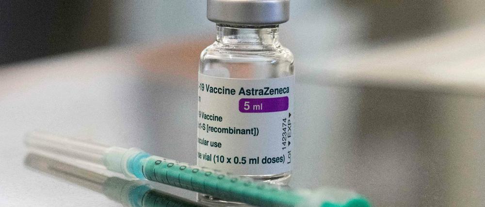 Die Impfung mit Astrazeneca ist in Deutschland ausgesetzt.