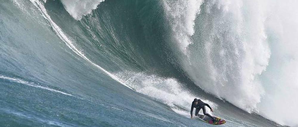 Das freut nur Surfer - große Brecher werden im Zuge der Klimaerwärmung häufiger.