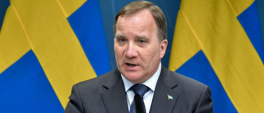 Klare Ansage: Premier Stefan Löfven warnt die Bürger.