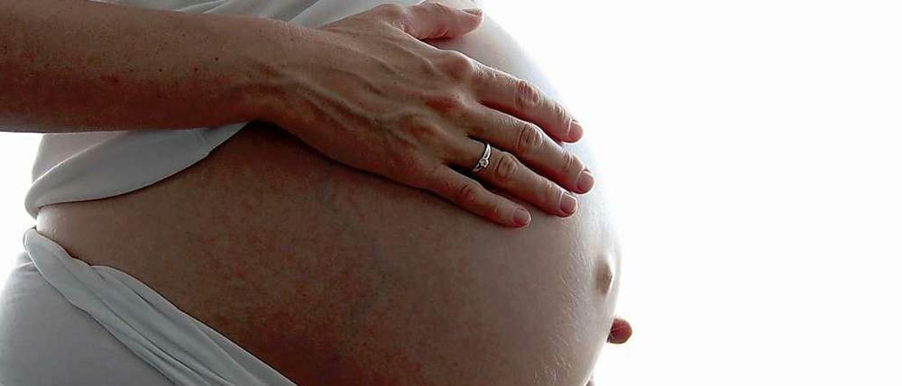 Epigenetiker behaupten, Einflüsse in der Schwangerschaft prägen ein Kind lebenslänglich.